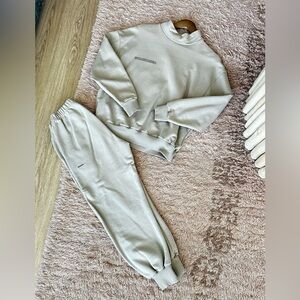 Pangaia Set of 2: 
365 Heavyweight Sweatshirt and Track Pants - Stone